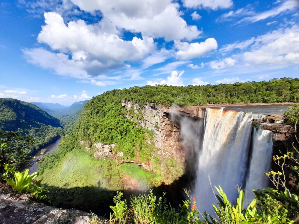 Kaieteur, Guyana